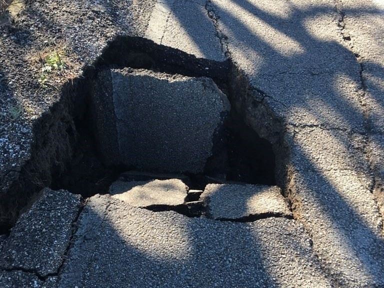 Pothole